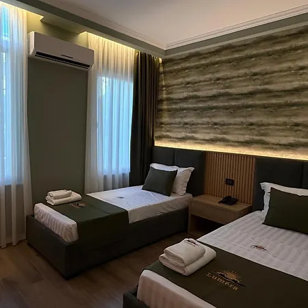 Lumera Hotel
