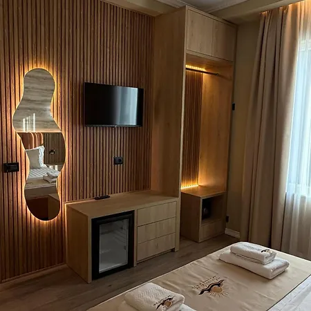 Hotel Lumera Durrës